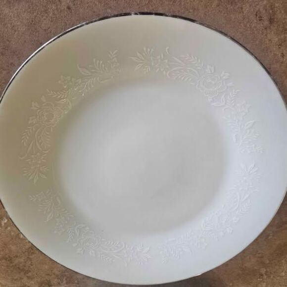 Noritake Reina 6450Q White With Embossed Flowers Silver Rimmed 8" Set of 3 - Picture 2 of 6